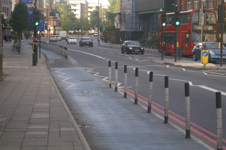 Cycle lane with light segregation